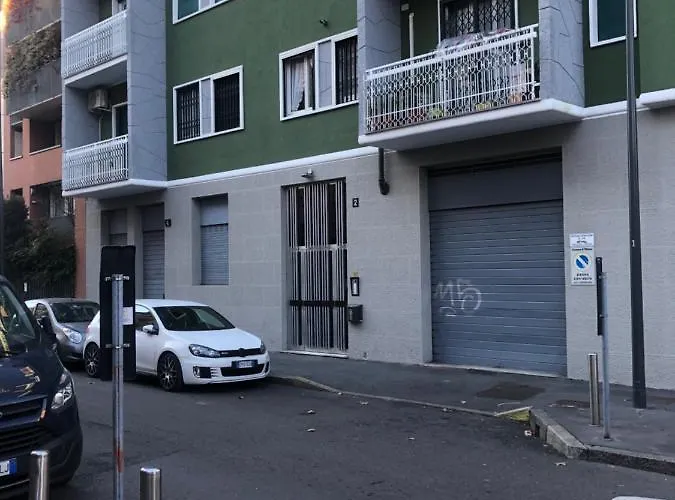 Bamboo Ebro アパート ミラノ